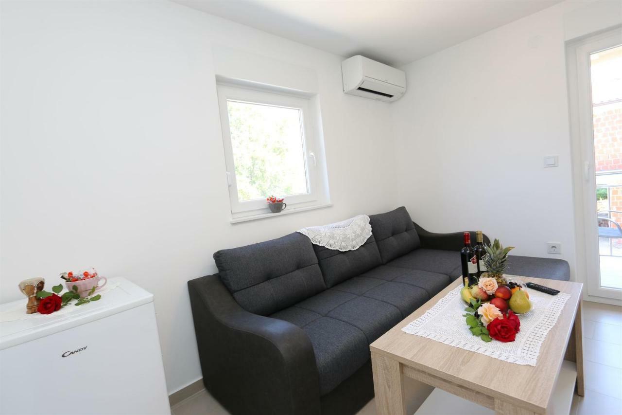 Apartments Maric-Hlapa Soline  Exterior photo
